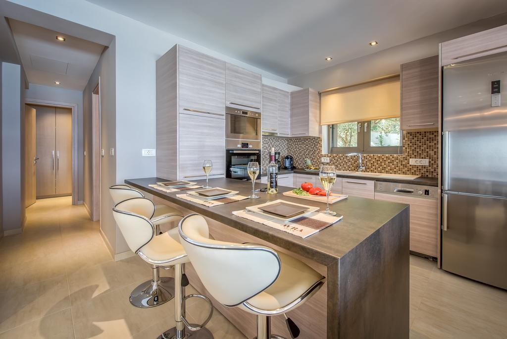 Avra Luxury Villa & Spa Keri Habitación foto
